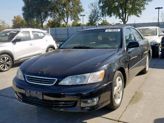 JT8BF28G0Y5100522 - 2000 LEXUS ES 300 BLACK photo 2