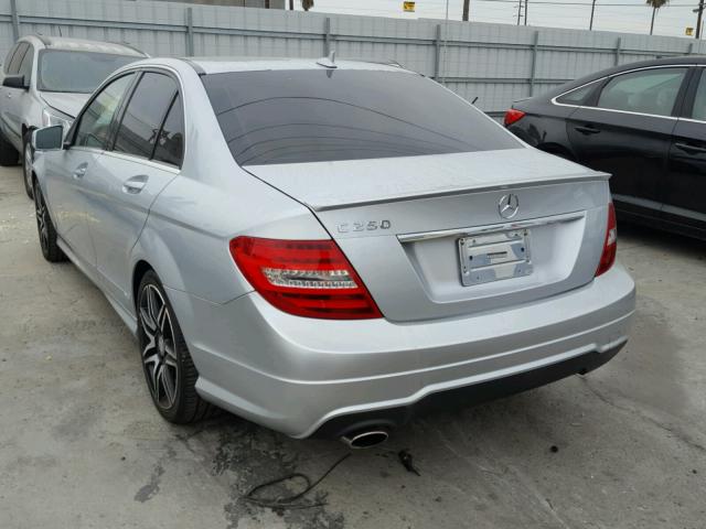 WDDGF4HBXER310630 - 2014 MERCEDES-BENZ C 250 SILVER photo 3