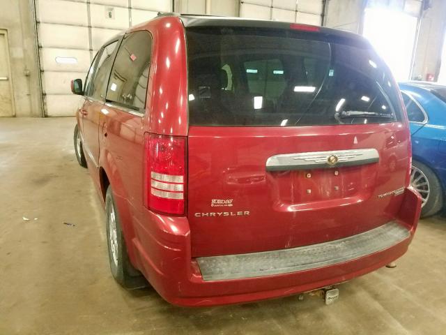 2A4RR5D17AR142151 - 2010 CHRYSLER TOWN & COU RED photo 3