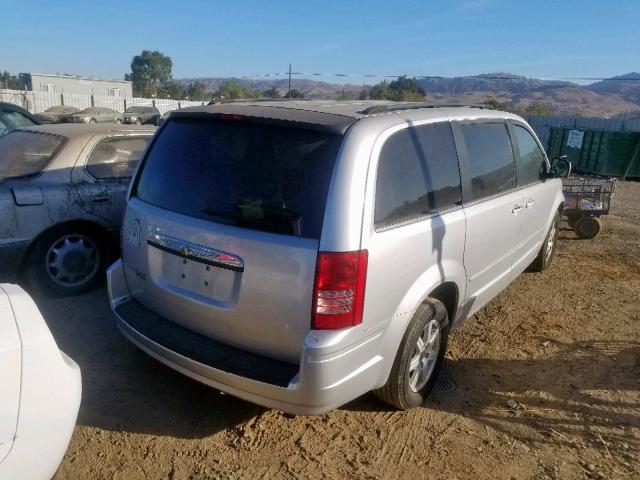 2A8HR54P58R652166 - 2008 CHRYSLER TOWN & COU SILVER photo 4