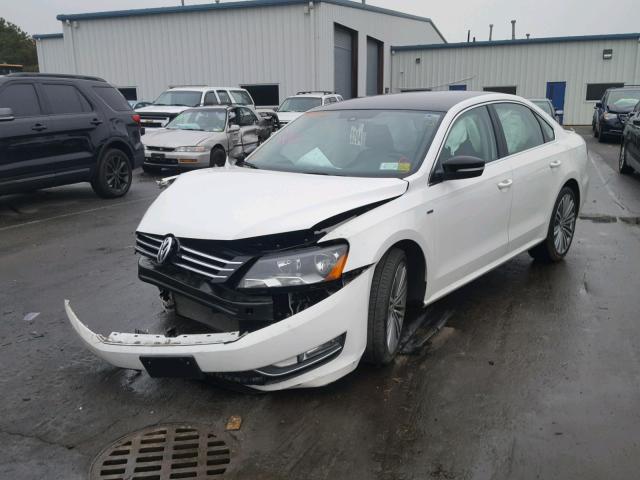 1VWBT7A37FC091757 - 2015 VOLKSWAGEN PASSAT SE WHITE photo 2