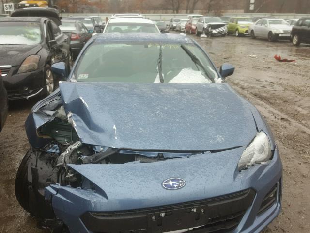 JF1ZCAC12J9601096 - 2018 SUBARU BRZ 2.0 LI BLUE photo 7