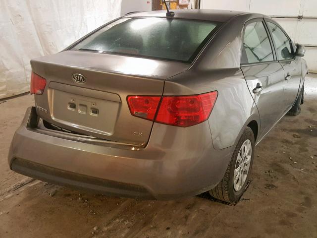 KNAFU4A22C5580118 - 2012 KIA FORTE EX GRAY photo 4