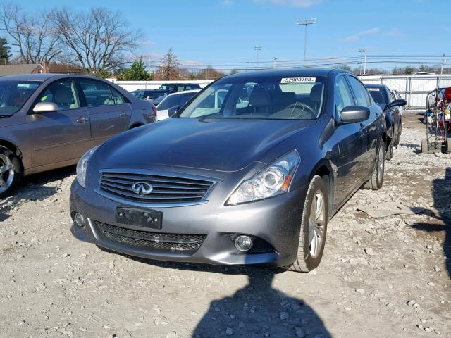 JN1CV6AR6FM522134 - 2015 INFINITI Q40 GRAY photo 2