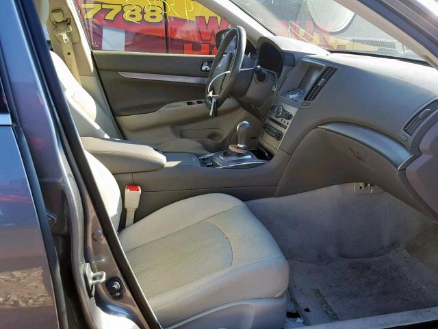 JN1CV6AR6FM522134 - 2015 INFINITI Q40 GRAY photo 5