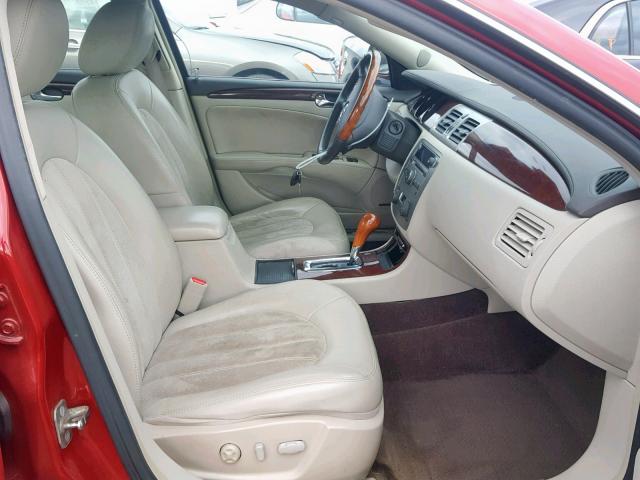 1G4HF57909U144359 - 2009 BUICK LUCERNE SU RED photo 5