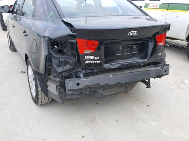 KNAFU4A21C5644813 - 2012 KIA FORTE EX BLACK photo 9