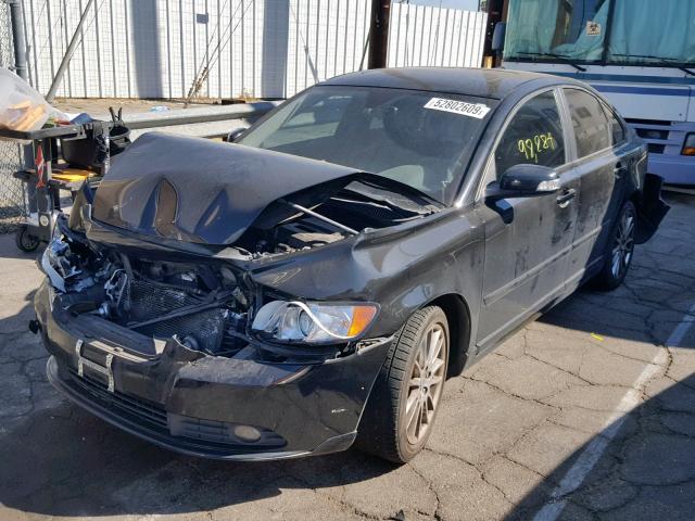 YV1MS390092468032 - 2009 VOLVO S40 2.4I BLACK photo 2