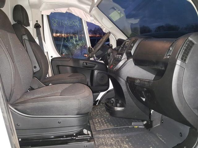 3C6URVJG8JE153662 - 2018 RAM PROMASTER 白色 照片 5