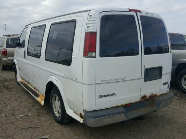 1GDFG15RX21165999 - 2002 GMC SAVANA RV WHITE photo 3