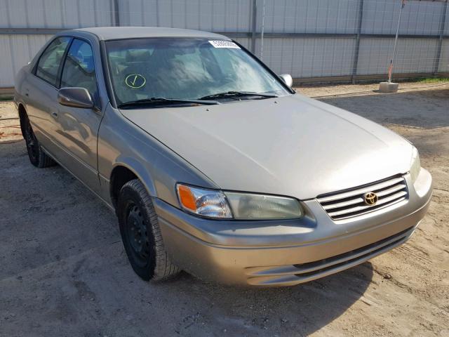 4T1BG22KXWU277668 - 1998 TOYOTA CAMRY CE GOLD photo 1