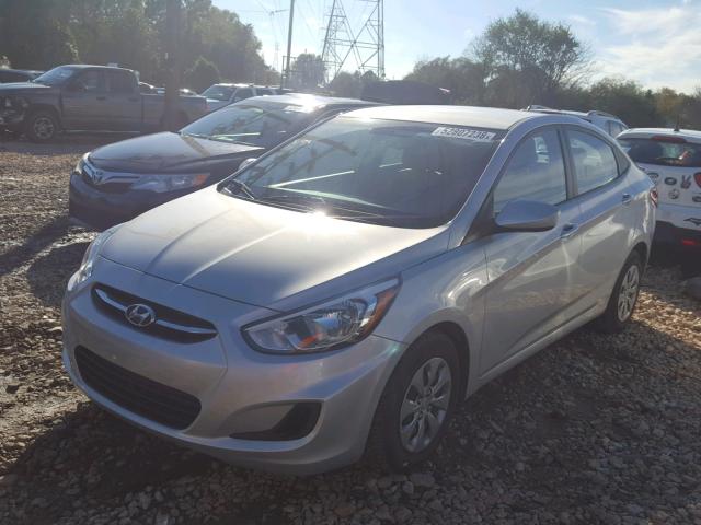 KMHCT4AE5HU169839 - 2017 HYUNDAI ACCENT SE SILVER photo 2