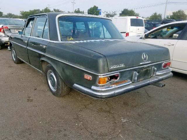 10801812083256 - 1971 MERCEDES-BENZ 280 SE GREEN photo 3