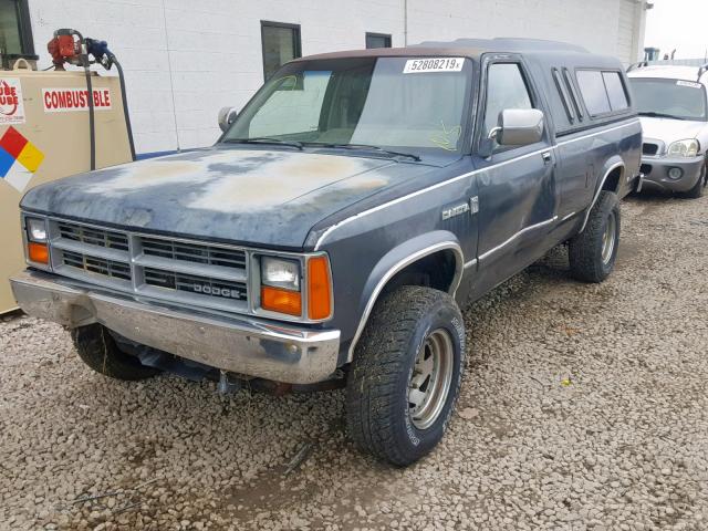 1B7GR14X5JS699598 - 1988 DODGE DAKOTA BLUE photo 2