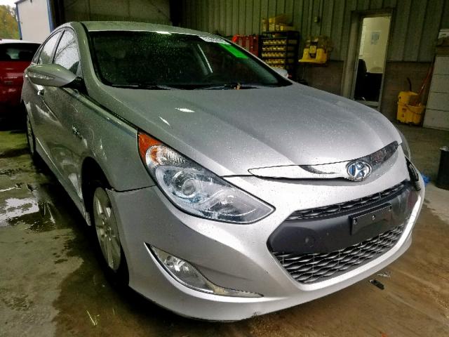 KMHEC4A48BA000794 - 2011 HYUNDAI SONATA HYB SILVER photo 1