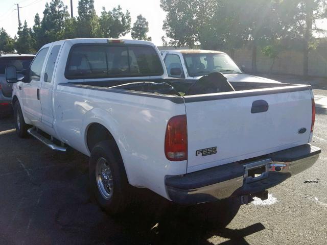 1FTNX20S62EA46551 - 2002 FORD F250 SUPER WHITE photo 3