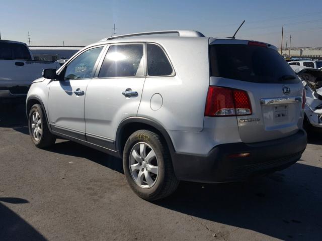 5XYKTDA27DG378324 - 2013 KIA SORENTO LX SILVER photo 3