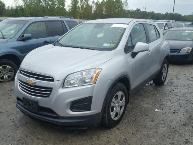 3GNCJKSB1GL241722 - 2016 CHEVROLET TRAX LS GRAY photo 2