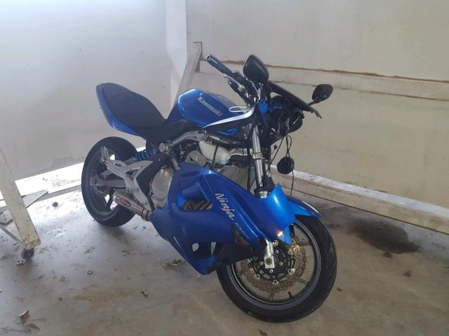 JKAEXEA1X7A030174 - 2007 KAWASAKI EX650 A Mavi foto 1