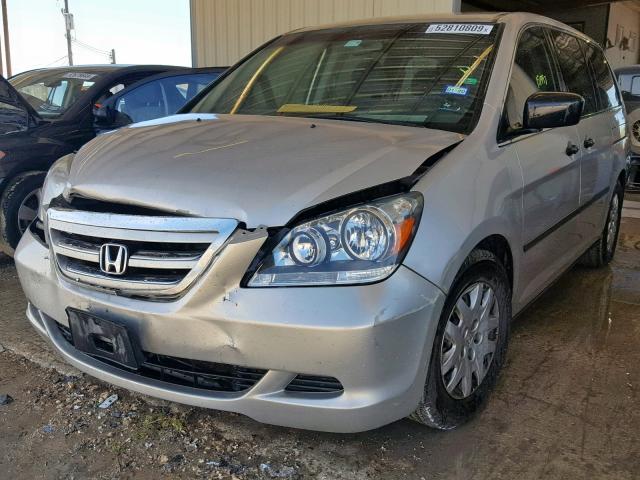 5FNRL38247B025825 - 2007 HONDA ODYSSEY LX SILVER photo 2