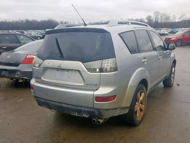 JA4MT41X87Z003868 - 2007 MITSUBISHI OUTLANDER SILVER photo 4