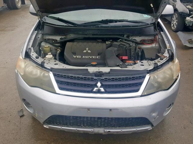 JA4MT41X87Z003868 - 2007 MITSUBISHI OUTLANDER SILVER photo 7