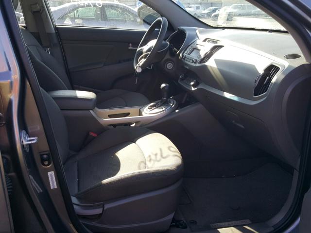 KNDPBCAC2F7746002 - 2015 KIA SPORTAGE L GRAY photo 5