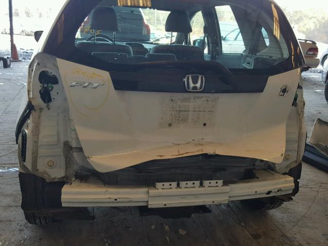 JHMGE8H33CC020841 - 2012 HONDA FIT WHITE photo 9