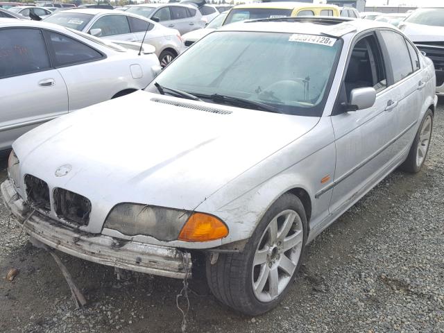 WBAAM5336XKG06638 - 1999 BMW 328I SILVER photo 2