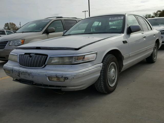 2MELM74W4VX637652 - 1997 MERCURY GRAND MARQ SILVER photo 2