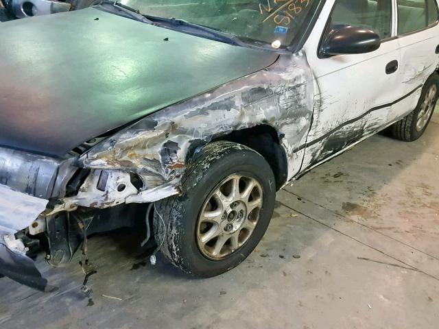 1Y1SK5260VZ455138 - 1997 GEO PRIZM BASE თეთრი ფოტო 9