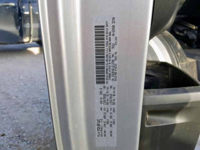 3C6URVHG1JE127281 - 2018 RAM PROMASTER 银色 照片 10