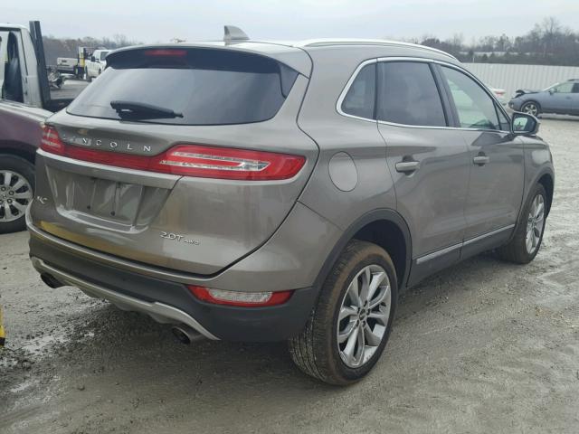 5LMCJ2D99HUL52361 - 2017 LINCOLN MKC SELECT GRAY photo 4