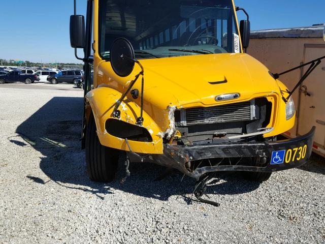 4UZABRCS27CX43196 - 2007 FREIGHTLINER CHASSIS B2 YELLOW photo 9