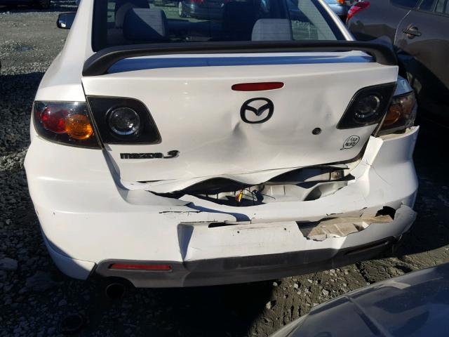 JM1BK323X61417169 - 2006 MAZDA 3 S WHITE photo 9