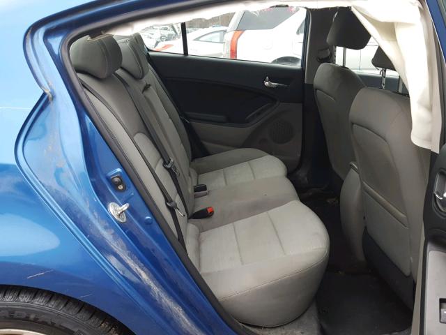 KNAFX4A89E5121988 - 2014 KIA FORTE EX BLUE photo 6