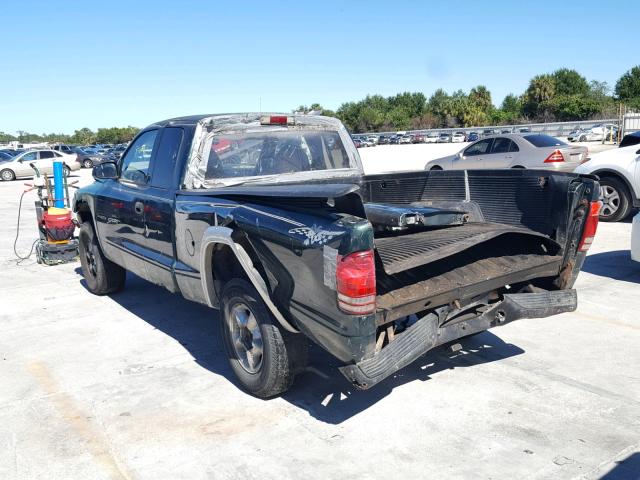 1B7GG22Y8XS224110 - 1999 DODGE DAKOTA GREEN photo 3