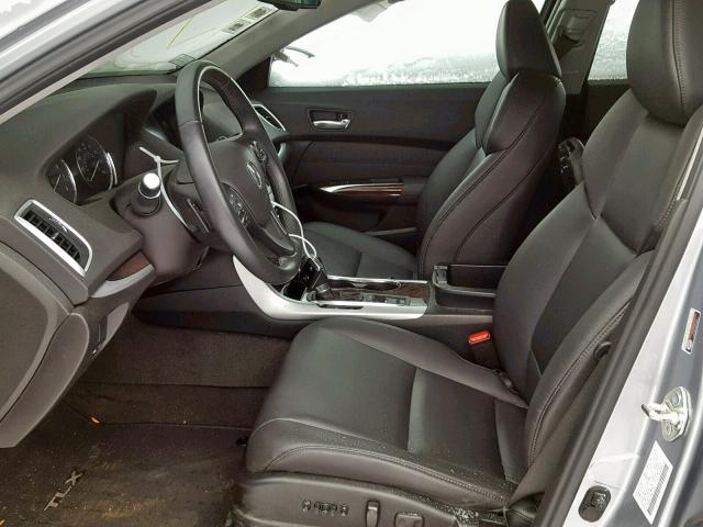 19UUB1F33HA002884 - 2017 ACURA TLX SILVER photo 5