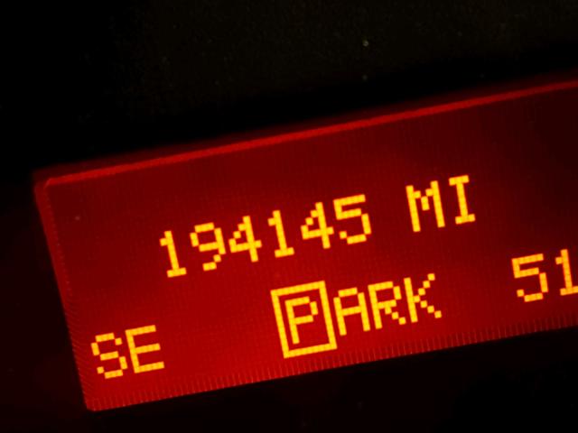 2G2WP552581145391 - 2008 PONTIAC GRAND PRIX შავი ფოტო 8