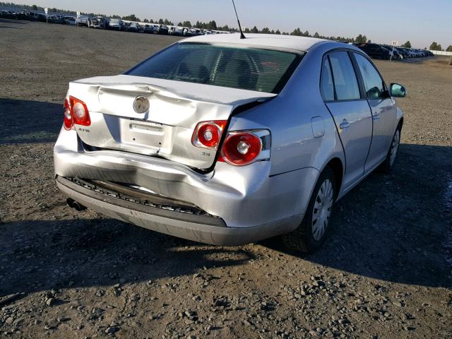 3VWHG71K67M111552 - 2007 VOLKSWAGEN JETTA 2.5 SILVER photo 4