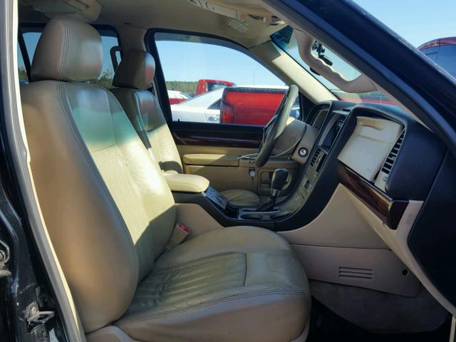 5LMEU68H05ZJ24739 - 2005 LINCOLN AVIATOR 黑色 照片 5