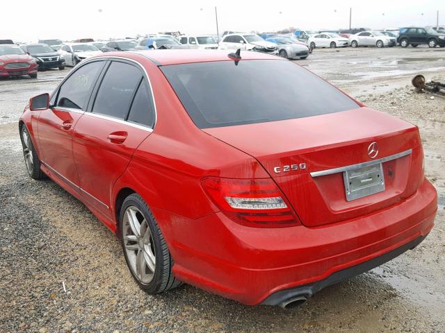 WDDGF4HB6DR255284 - 2013 MERCEDES-BENZ C 250 RED photo 3