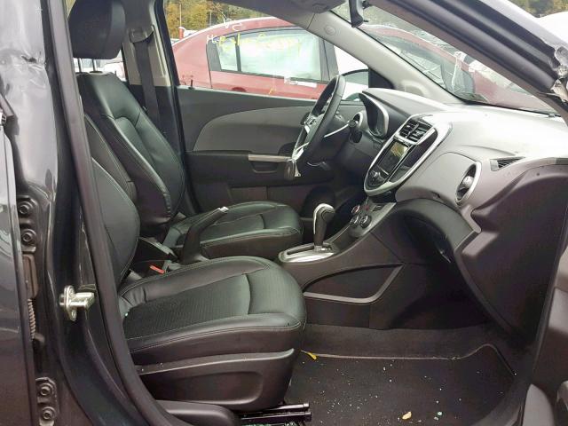 1G1JF5SB3J4134616 - 2018 CHEVROLET SONIC PREM GRAY photo 5