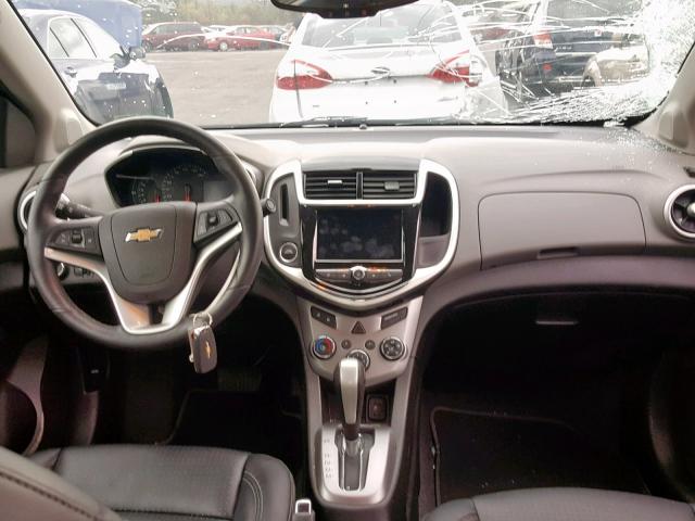 1G1JF5SB3J4134616 - 2018 CHEVROLET SONIC PREM GRAY photo 9