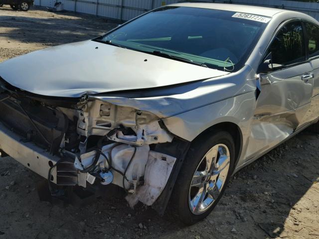1G1ZB5E09CF154577 - 2012 CHEVROLET MALIBU LS ვერცხლისფერი ფოტო 9