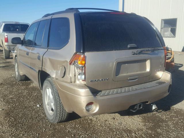 1GKDT13S062126596 - 2006 GMC ENVOY TAN photo 3