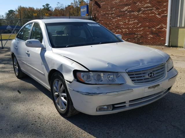 KMHFC46F38A304056 - 2008 HYUNDAI AZERA SE WHITE photo 1