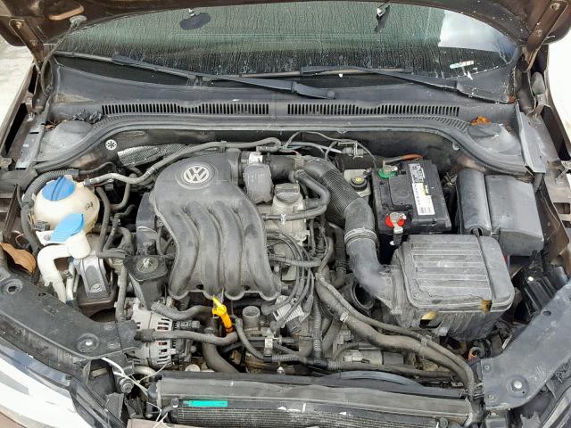 3VW2K7AJ2BM365800 - 2011 VOLKSWAGEN JETTA BASE BROWN photo 7