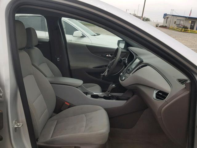 1G1ZB5ST8HF143334 - 2017 CHEVROLET MALIBU LS ვერცხლისფერი ფოტო 5