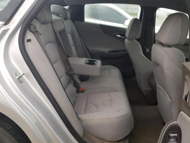 1G1ZB5ST8HF143334 - 2017 CHEVROLET MALIBU LS ვერცხლისფერი ფოტო 6